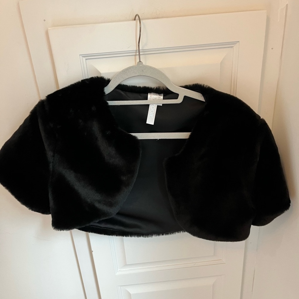 Faux fur vest
